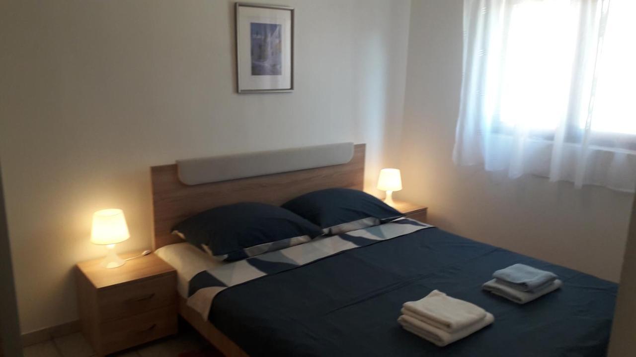 Apartmani Mia Liznjan Ngoại thất bức ảnh