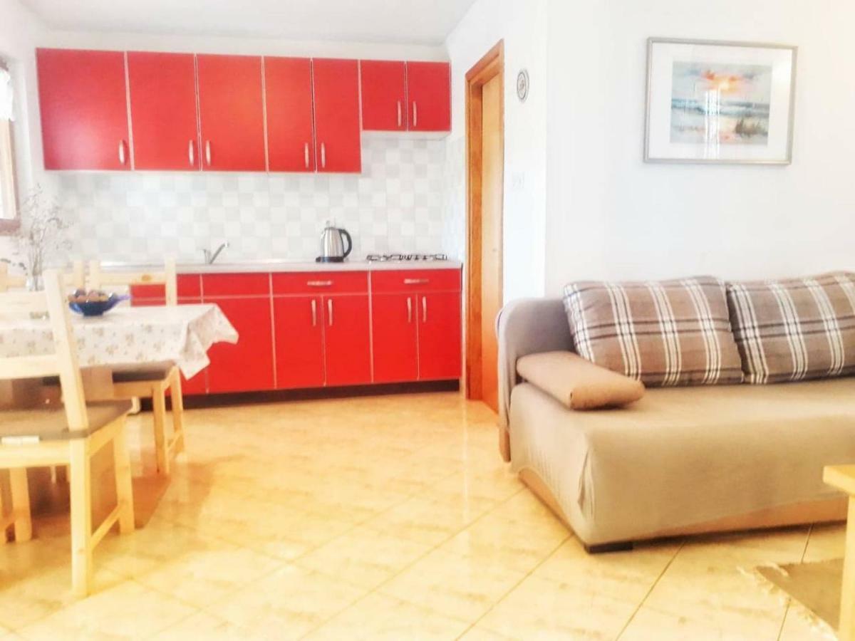 Apartmani Mia Liznjan Ngoại thất bức ảnh