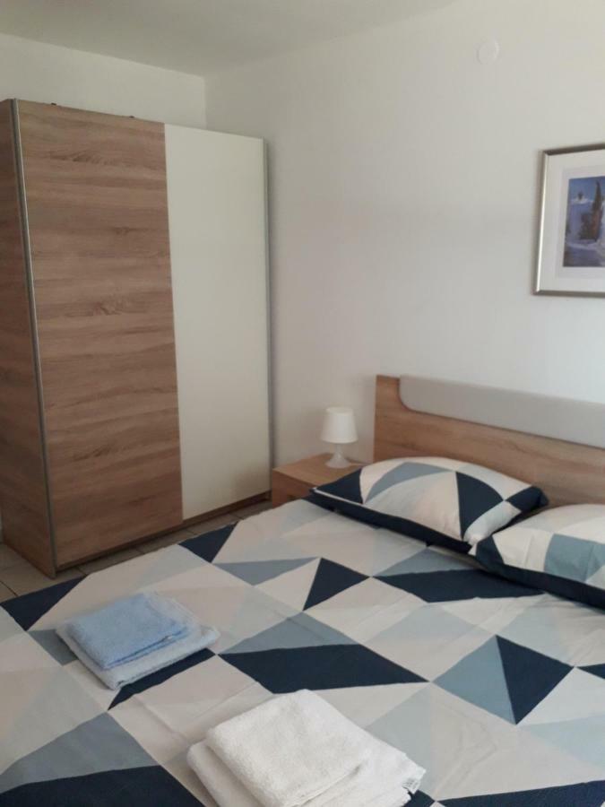 Apartmani Mia Liznjan Ngoại thất bức ảnh