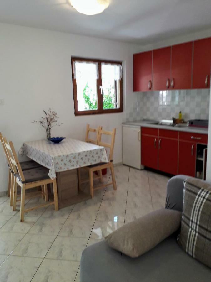 Apartmani Mia Liznjan Ngoại thất bức ảnh