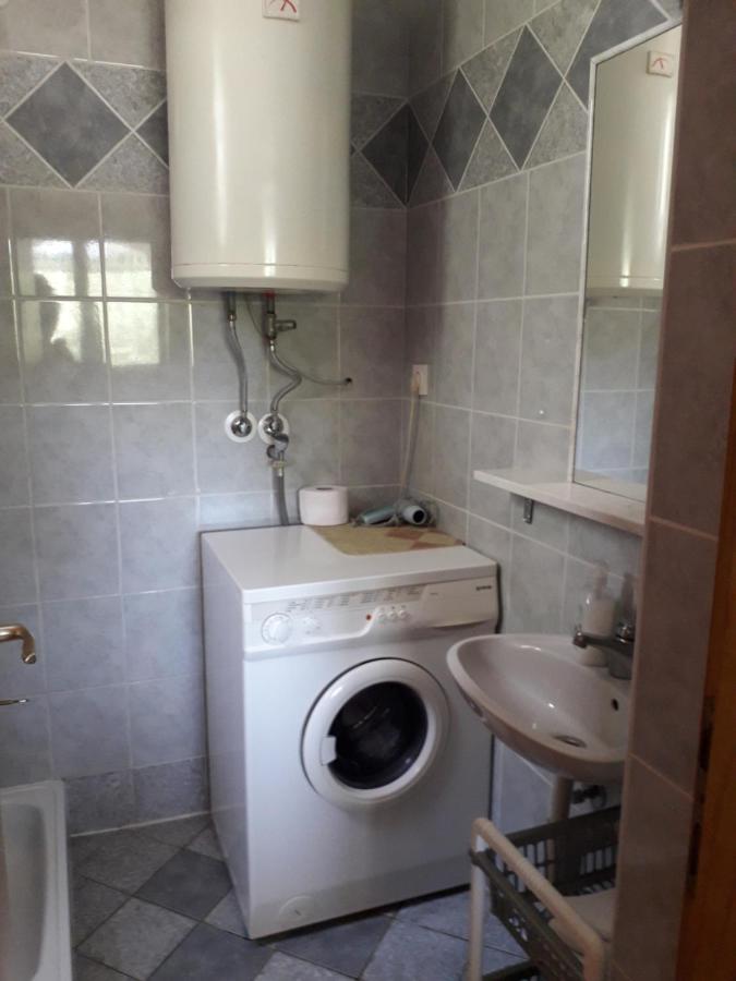 Apartmani Mia Liznjan Ngoại thất bức ảnh